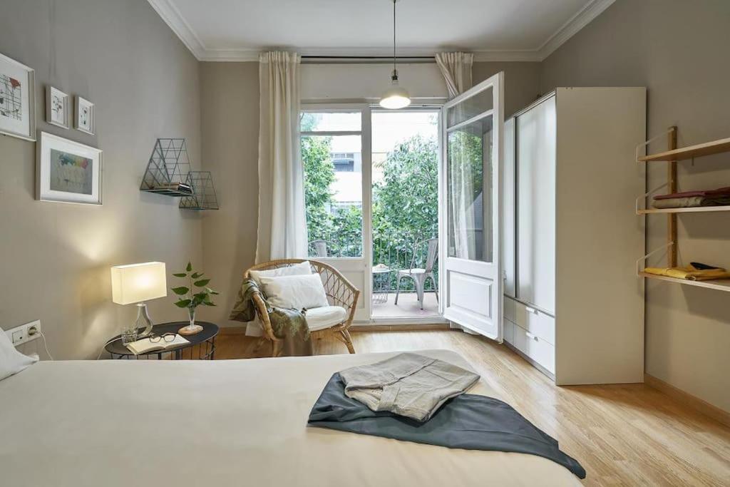 Magnificent 4 Bedroom Apartment In Eixample Barcelona Exterior foto
