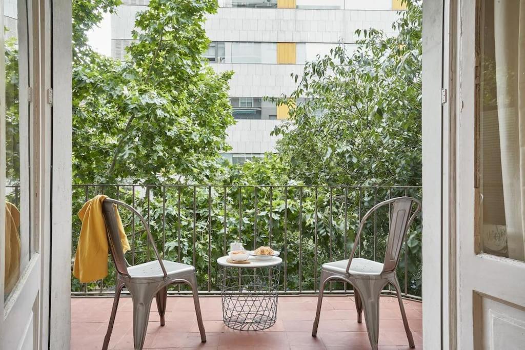 Magnificent 4 Bedroom Apartment In Eixample Barcelona Exterior foto