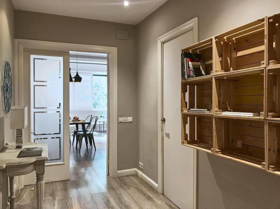Magnificent 4 Bedroom Apartment In Eixample Barcelona Exterior foto